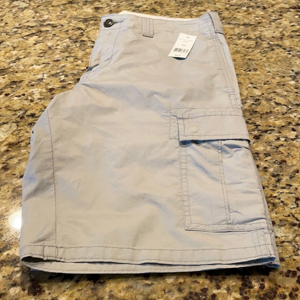 Men’s cargo shorts